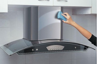 地板上“毛絮”很多?家政阿姨:用女人都爱的它,清理毛絮不费劲